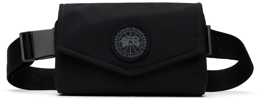 

Черная мини-поясная сумка Canada Goose, цвет Black