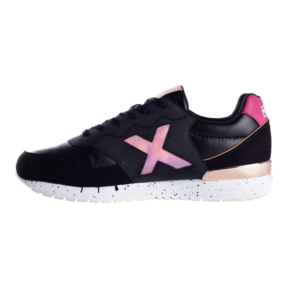 

Кроссовки Munich Dash, black pink