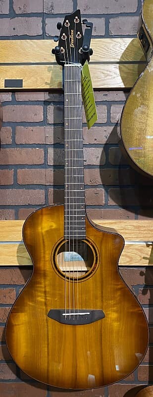 

Breedlove Pursuit Exotic S CE Myrtlewood Концертная электроакустическая гитара Amber Burst acoustic electric