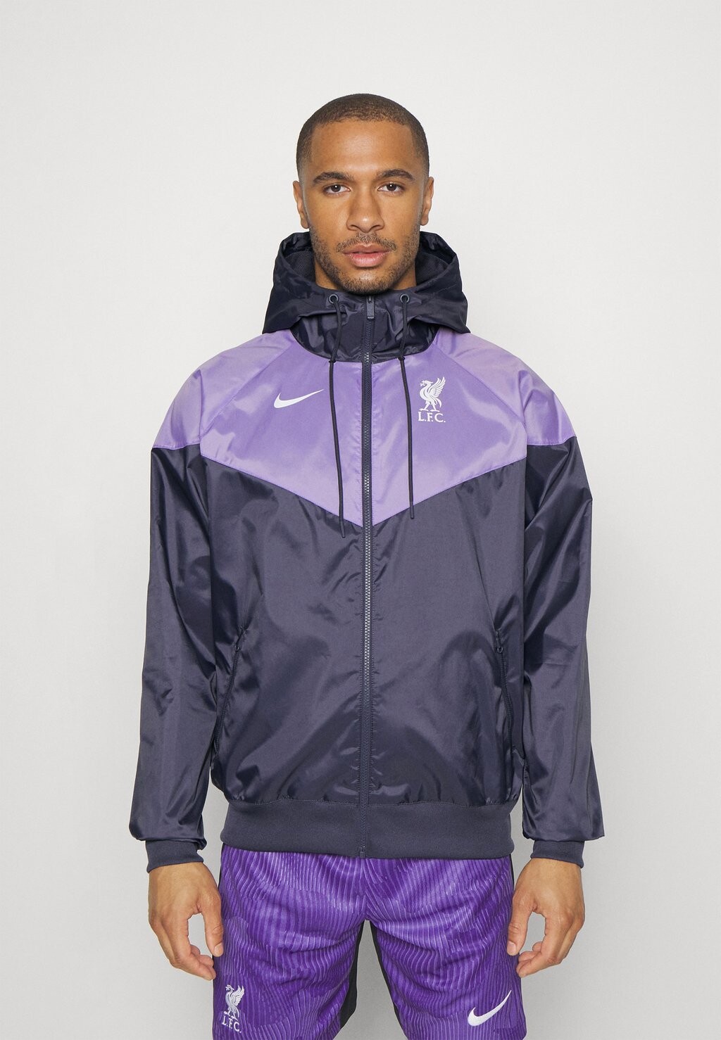 

Спортивная куртка Lfc M Nsw Spe Wvn Lnd Wr Hd Jkt Nike, цвет space purple/gridiron/white