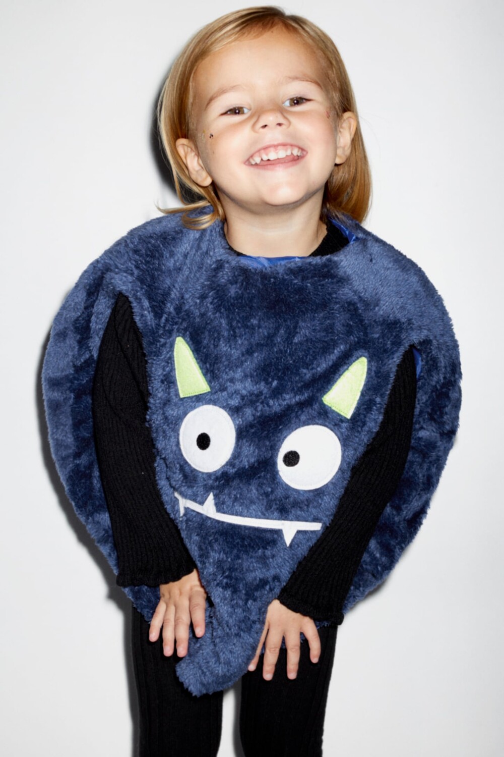 

Костюм маленького/бархатного монстра ZARA, синий