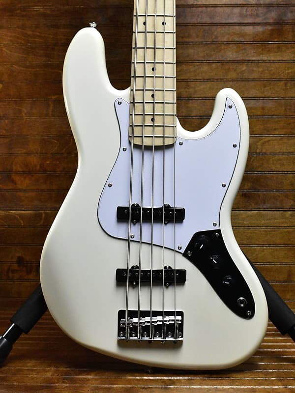 

Squier Affinity Jazz Bass 5-String, Олимпийский белый IBANEZ SRMD200DMFT EL BASS SR