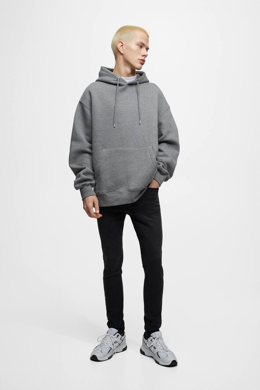 

Джинсы скинни черного цвета с эффектом потертости Pull&Bear, блеский черный