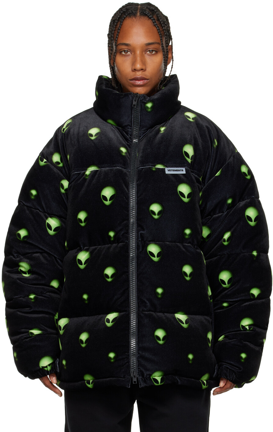 

Черный пуховик Extraterrestrial VETEMENTS
