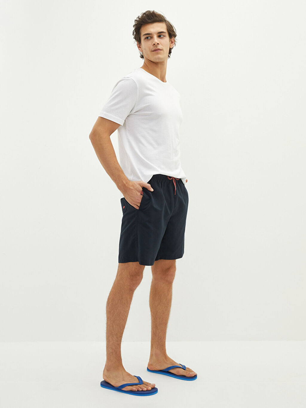 

Базовые мужские пляжные шорты длиной до колена LCW SWIMWEAR