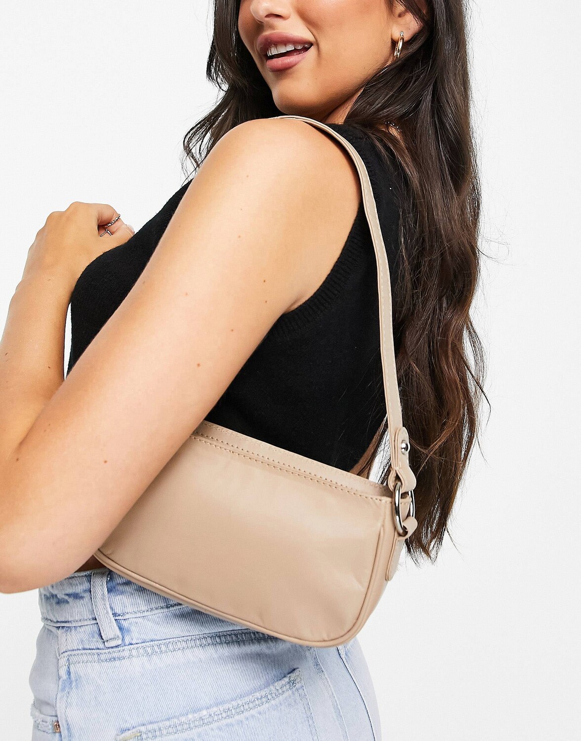 

Бежевая кожаная сумка через плечо в стиле 90-х ASOS DESIGN