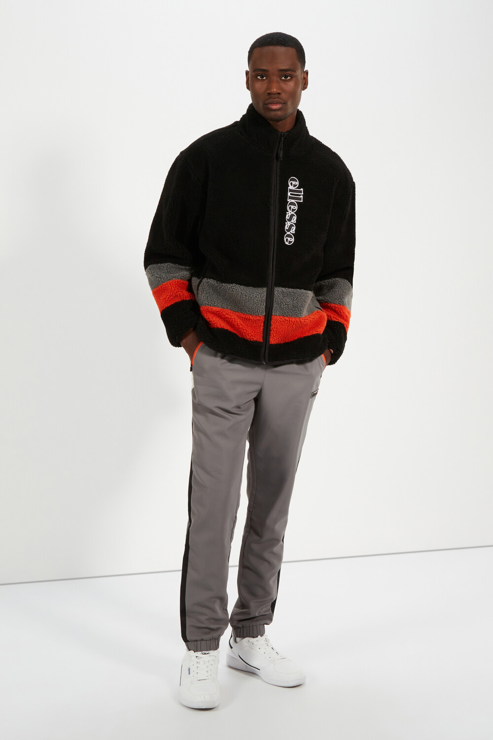 

Куртка - Черный - Классический крой Ellesse, черный