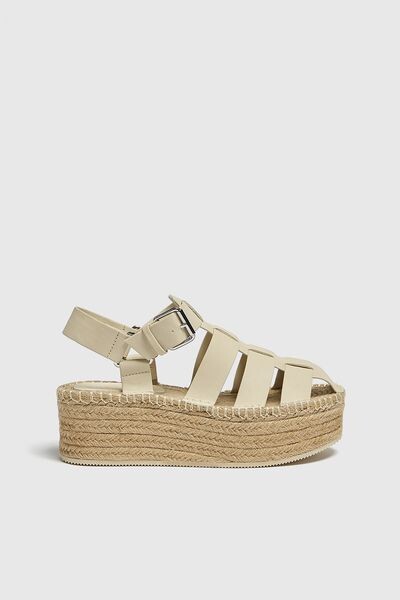 

Крабовый клин PULL&BEAR