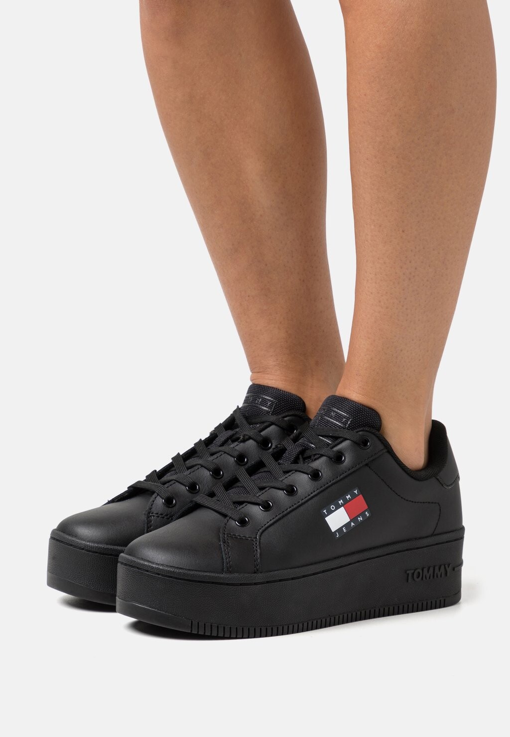

Кроссовки Tommy Jeans