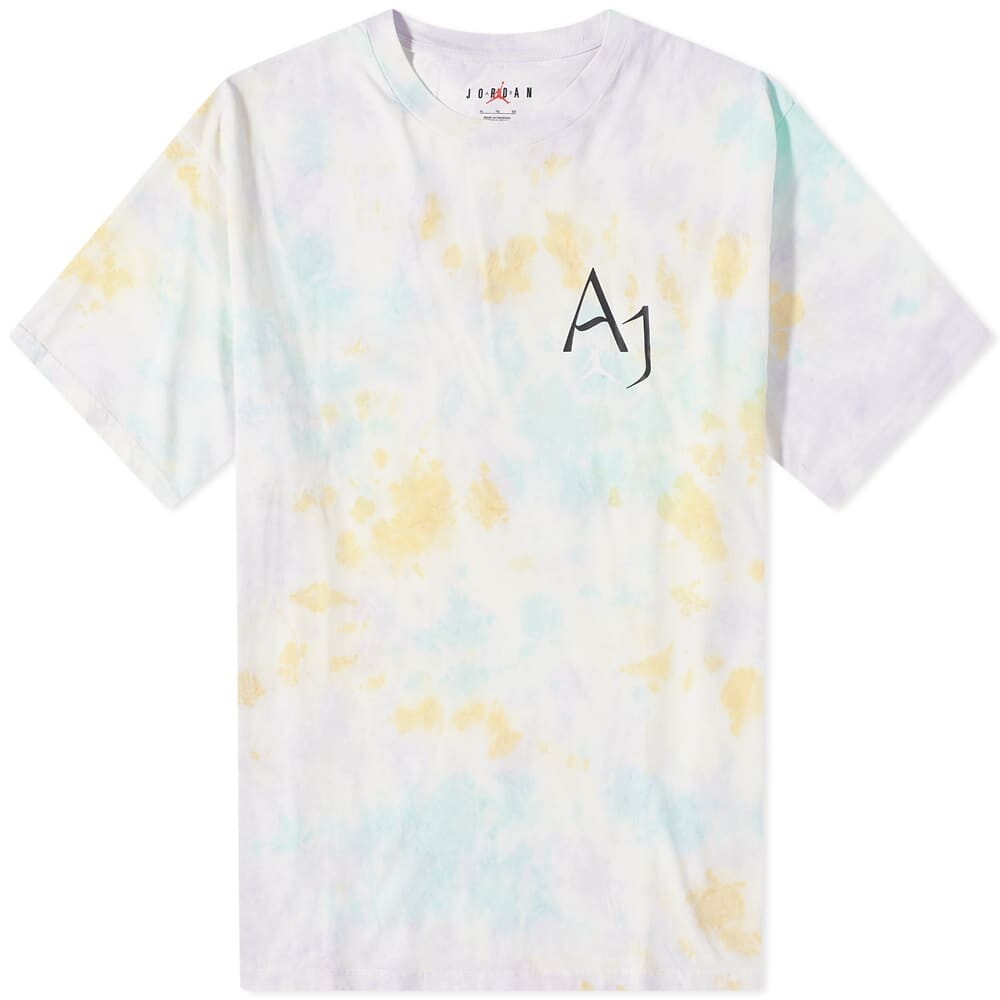 

Футболка Air Jordan Tie Dye Tee