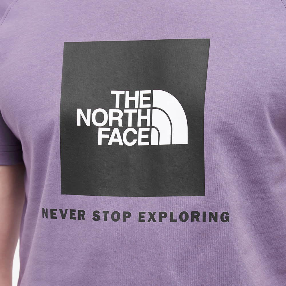 

Футболка The North Face Raglan Redbox Tee, Серый