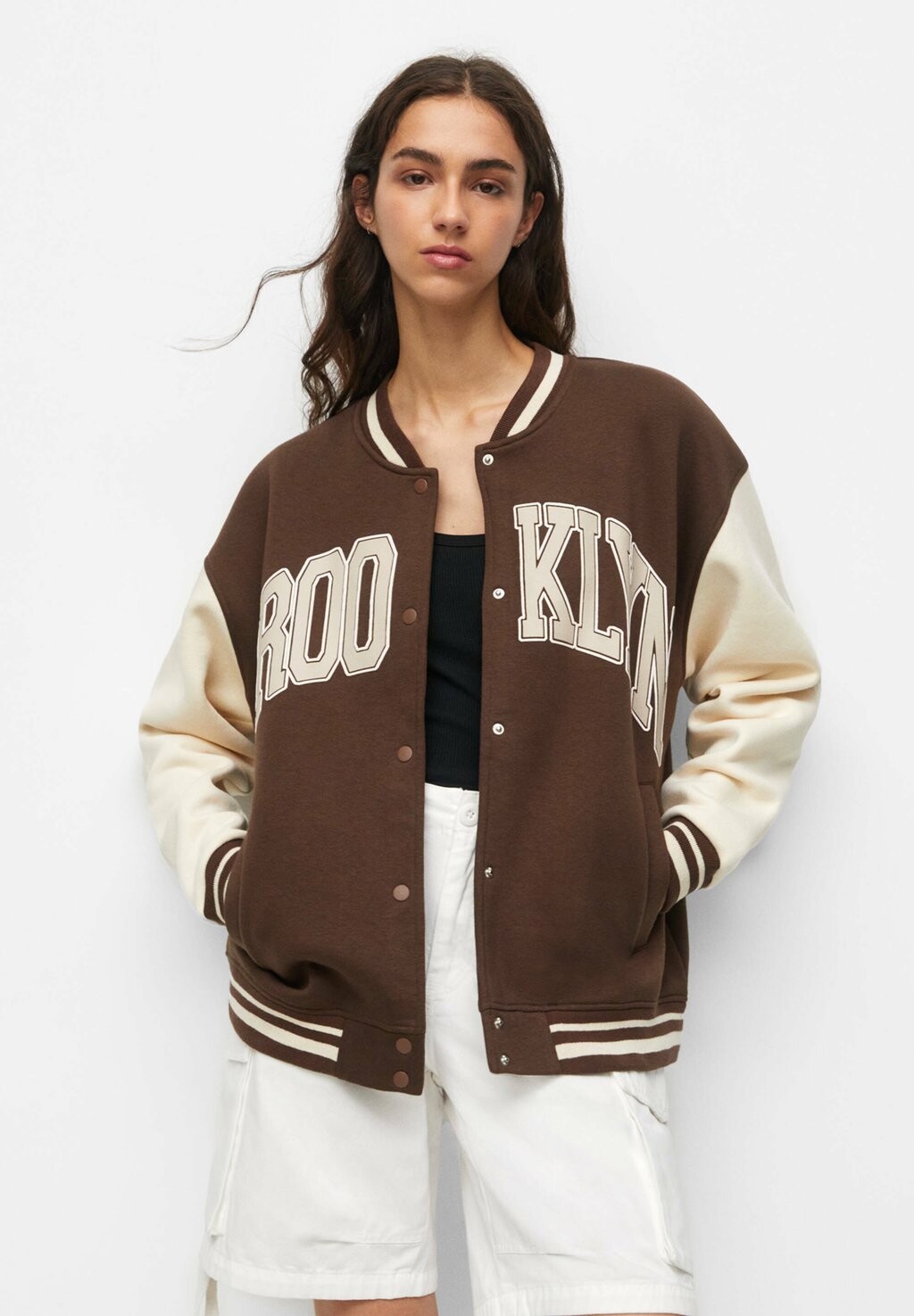 

Куртка-бомбер Brooklyn PULL&BEAR, цвет dark brown