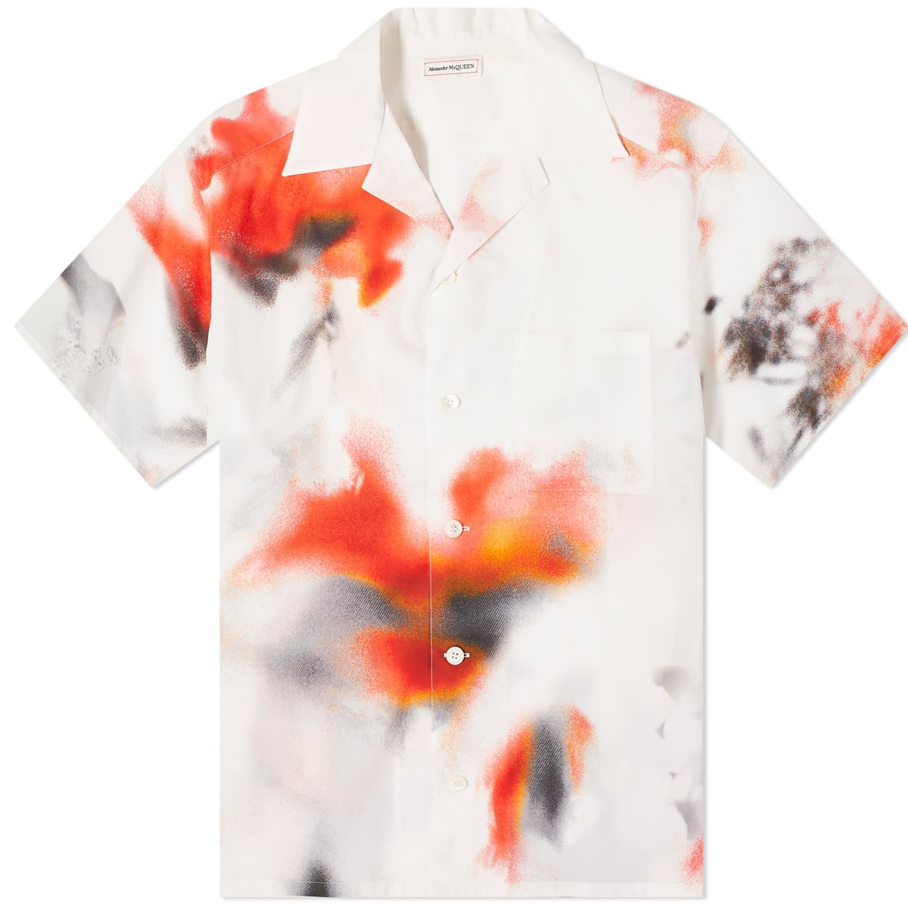 цена Рубашка Alexander Mcqueen Obscured Flower Vacation, белый/красный/мультиколор