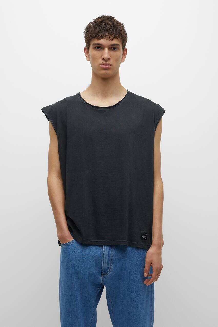 

Топ для окрашивания одежды с широкими бретельками Pull&Bear, черный