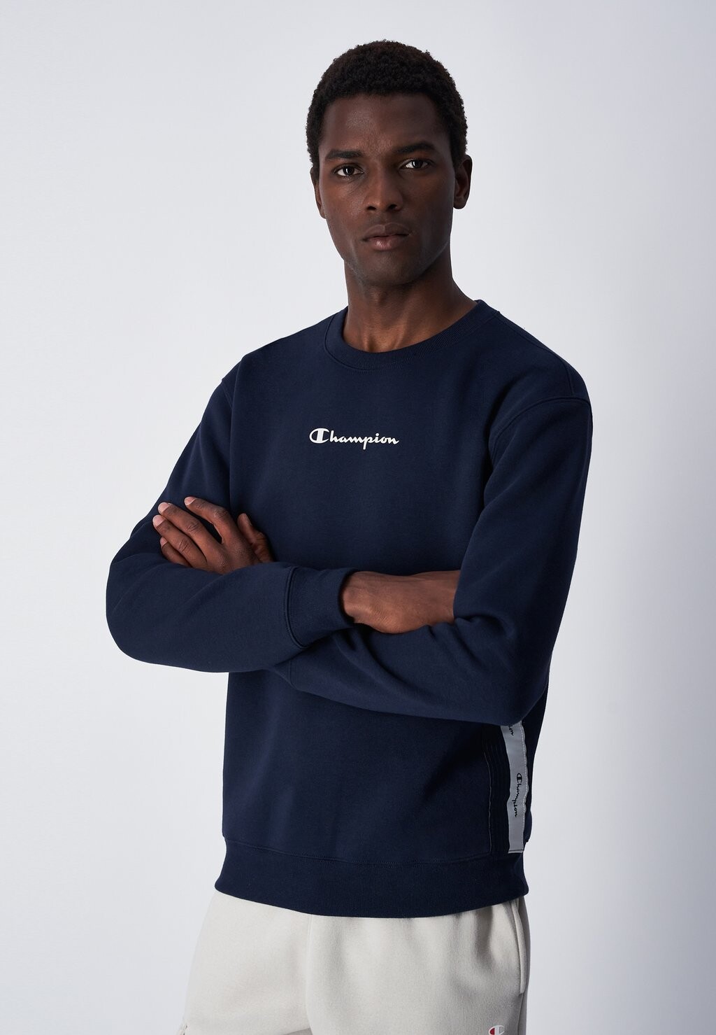 

Толстовка Crewneck American Tape Champion, цвет dark blue