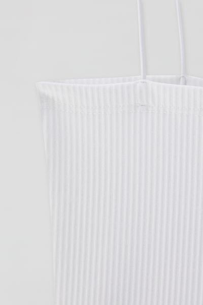 

Набор кроп-топов на тонких бретелях PULL&BEAR