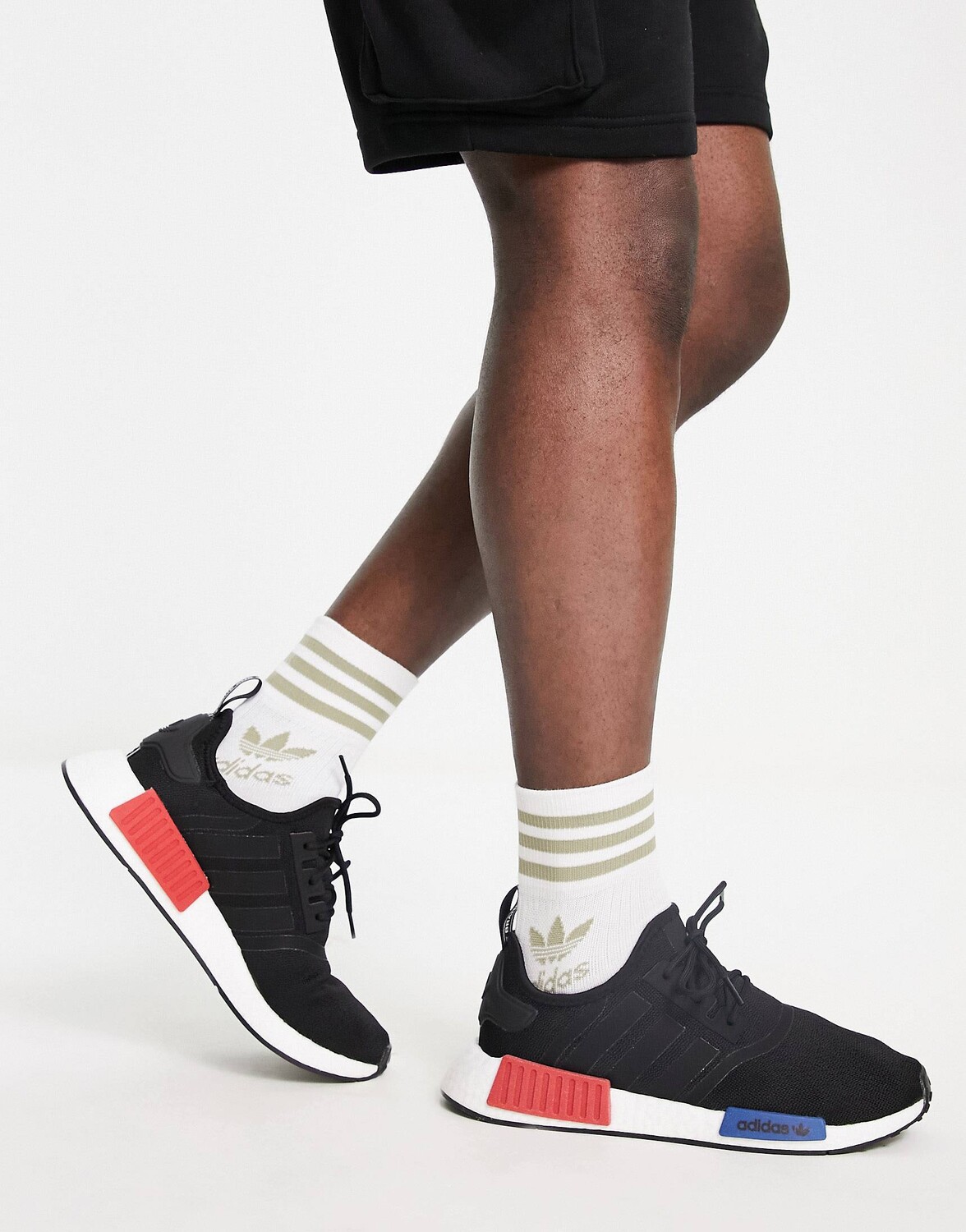

Черные кроссовки adidas Originals NMD V1