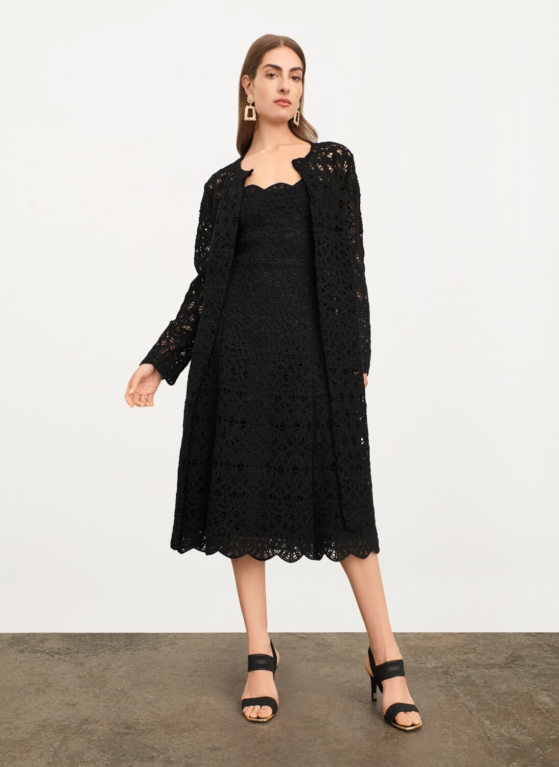

Вязаный крючком плащ с длинным рукавом Donna Karan, Черный
