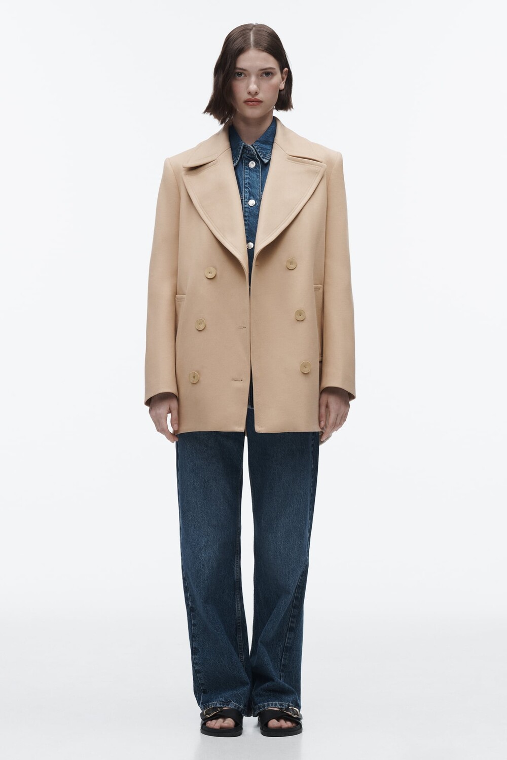 

Короткое двубортное пальто ZARA, кэмел