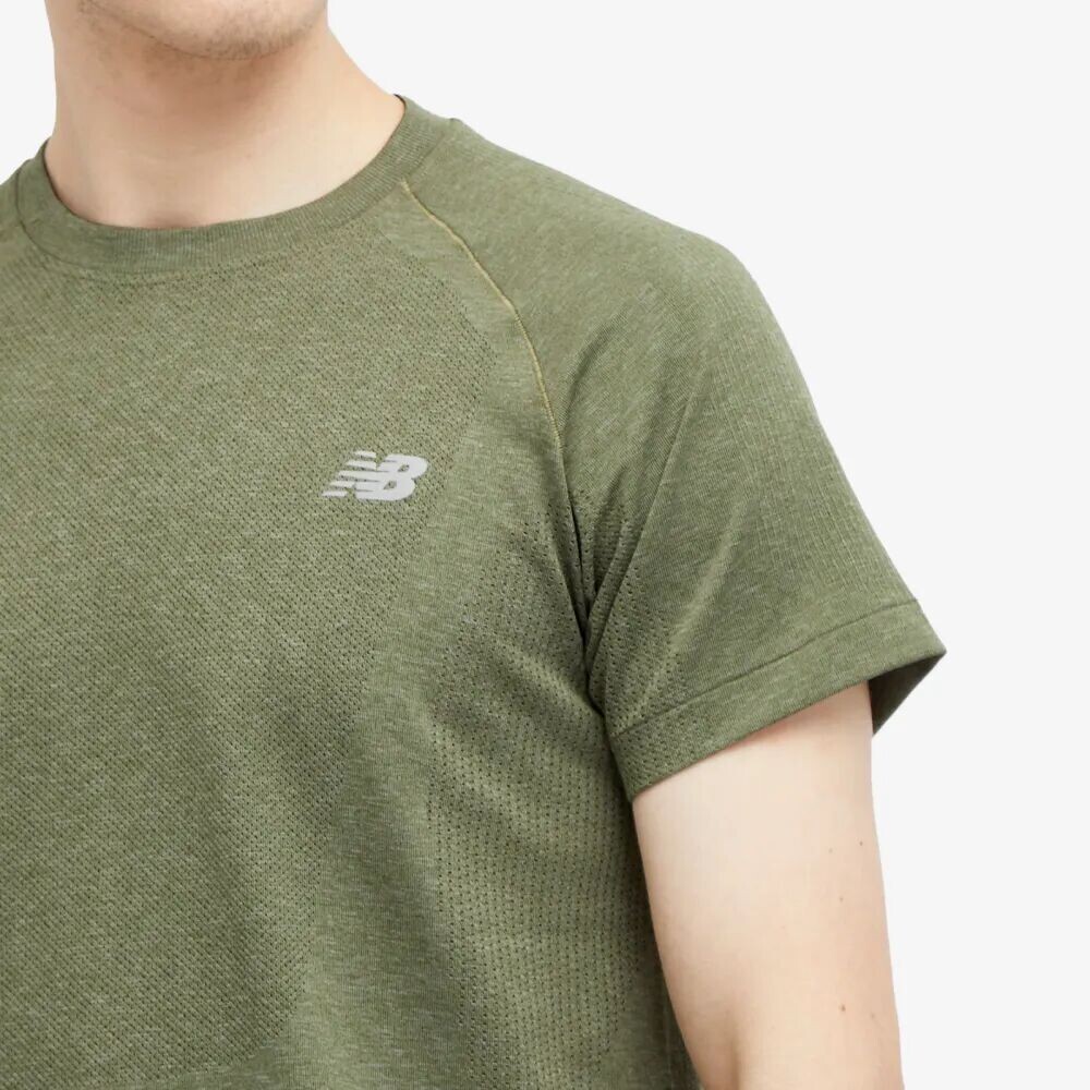 

New Balance Бесшовная футболка NB Athletics, зеленый