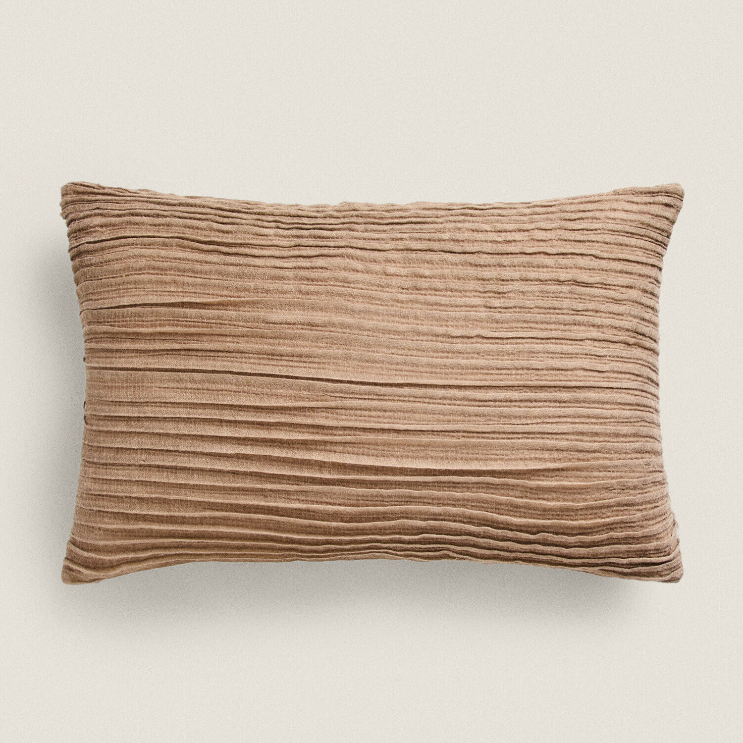 

Чехол для подушки Zara Home Raised Lines, коричневый