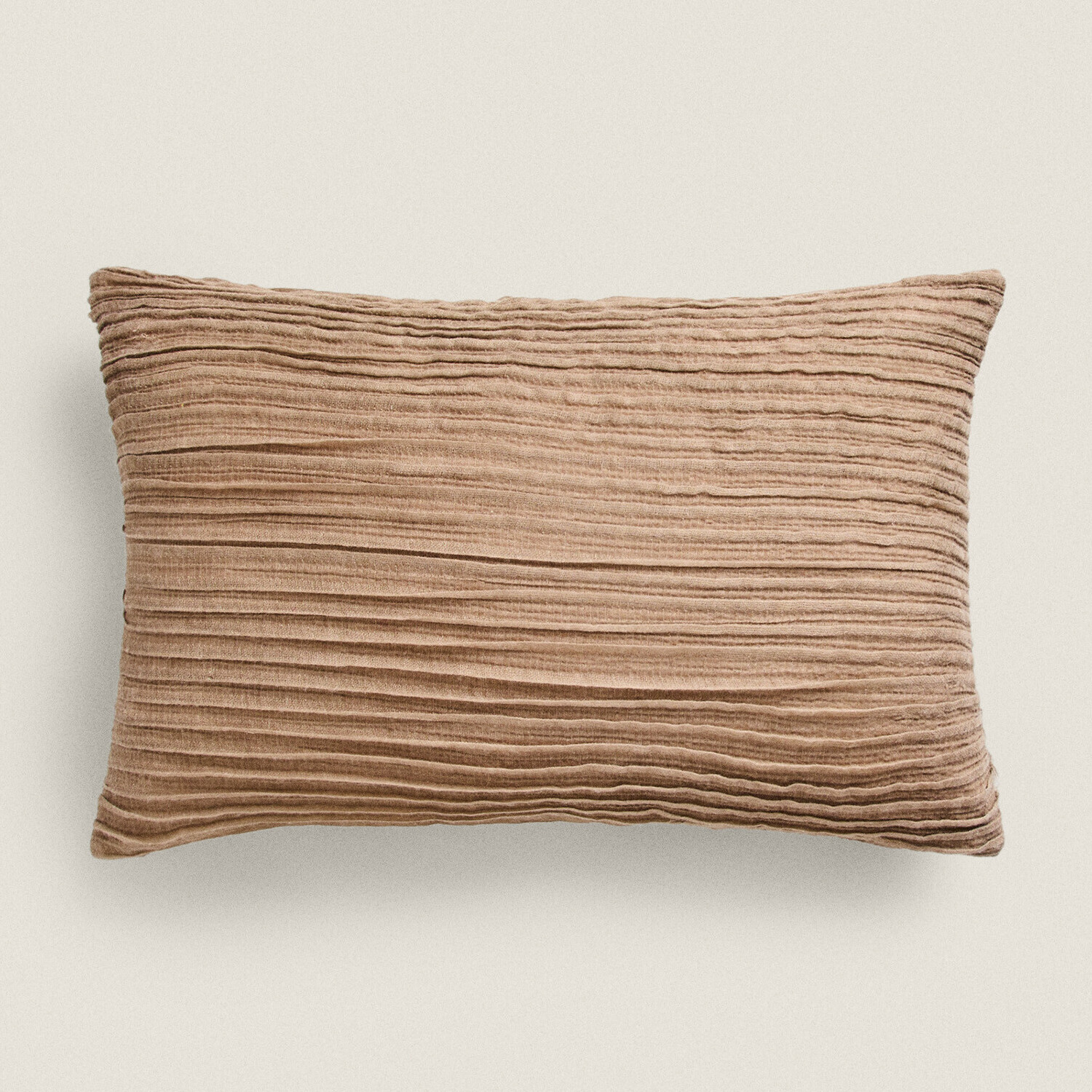 Чехол для подушки Zara Home Raised Lines, коричневый