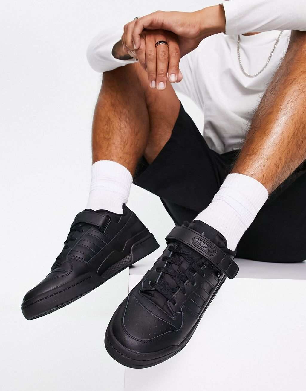 

Черные низкие кроссовки adidas Originals Forum, Черный