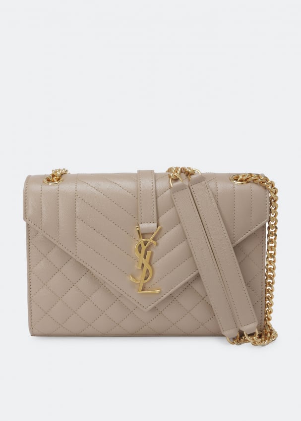 цена Сумка SAINT LAURENT Envelope medium chain bag, бежевый