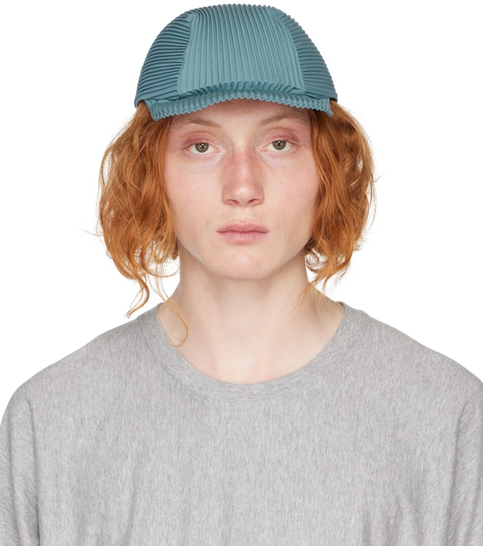 

Синяя кепка со складками Homme Plissé Issey Miyake
