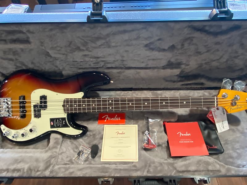 Fender American Ultra Precision P Bass RW Ultraburst #US22041454 8 фунтов 134,6 унции. США American Ultra Precision Bass with Rosewood Fretboard