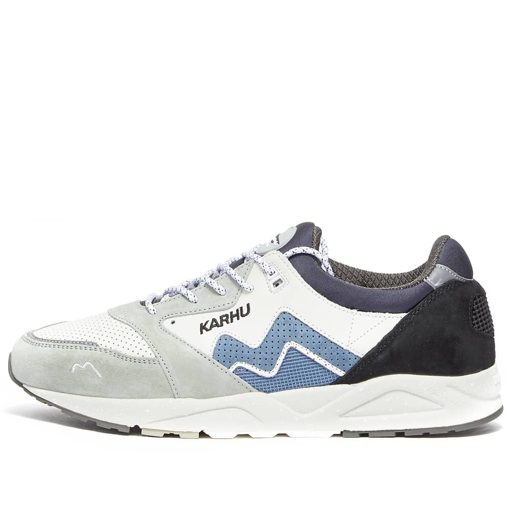 

Кроссовки Karhu Aria