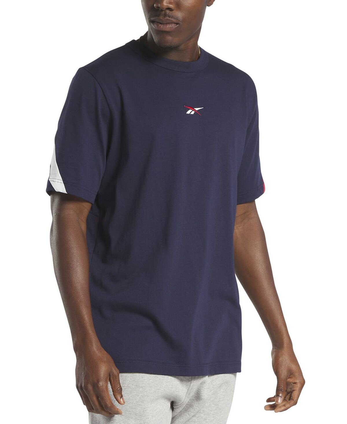 

Мужская футболка classics brand proud relaxed-fit с цветными блоками и графическим логотипом Reebok, мульти