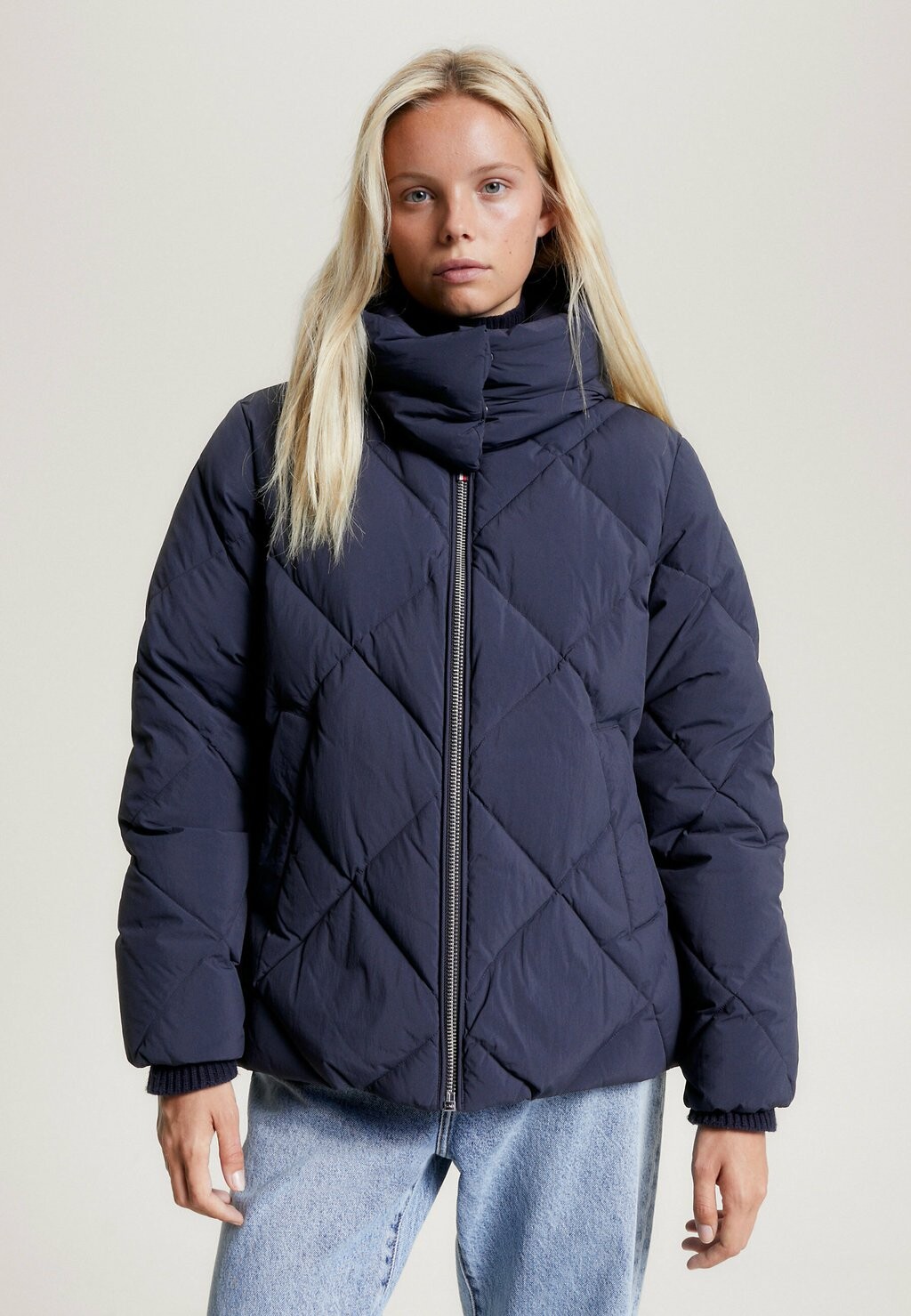 

Пуховик DIAMOND BAFFLE Tommy Hilfiger, военно-морской