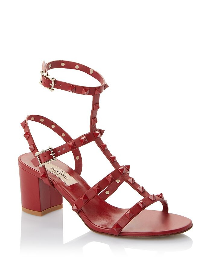 

Женские босоножки на блочном каблуке Rockstud Caged Valentino Garavani