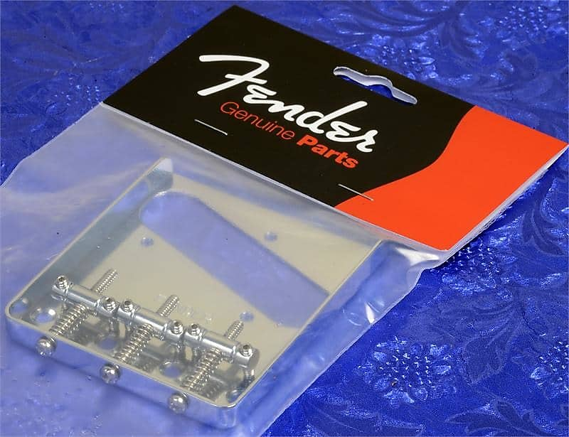 Мост Fender Highway One Tele Three Saddle с шестигранным ключом, 0060070000 Genuine Fender Highway One  Tele Three Saddle Bridge 006-0070-000. - фото