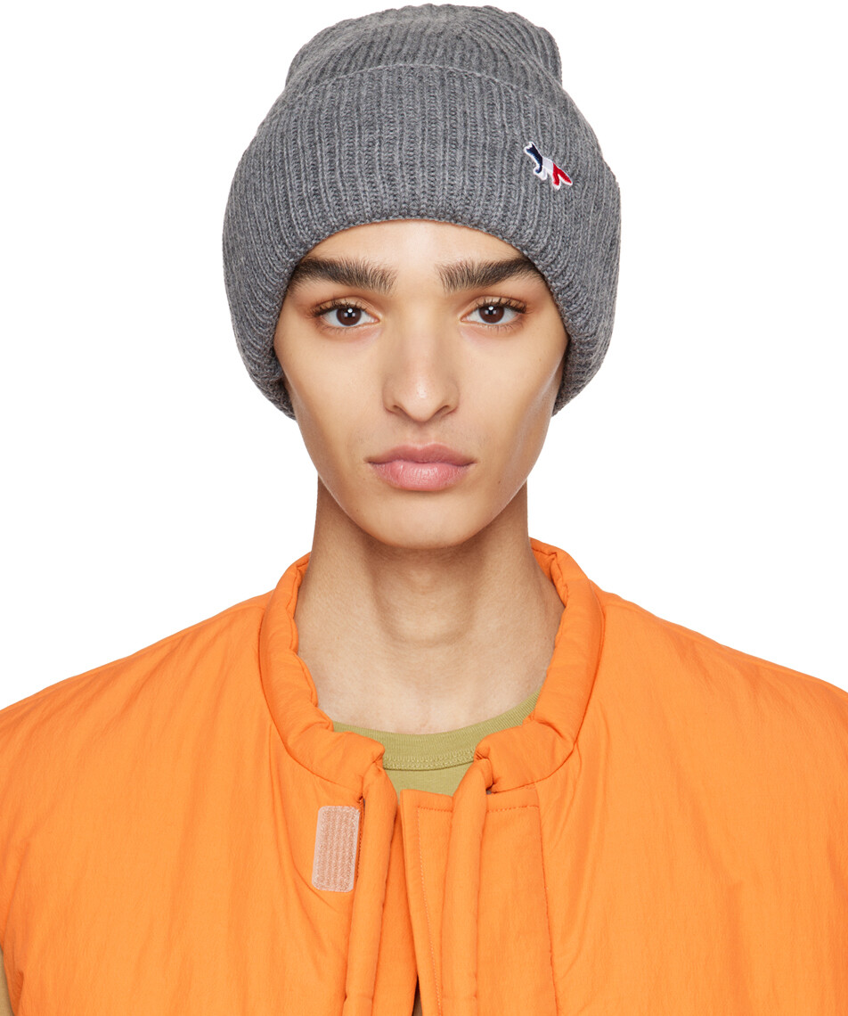 

Серая шапка Tricolor Fox Maison Kitsuné