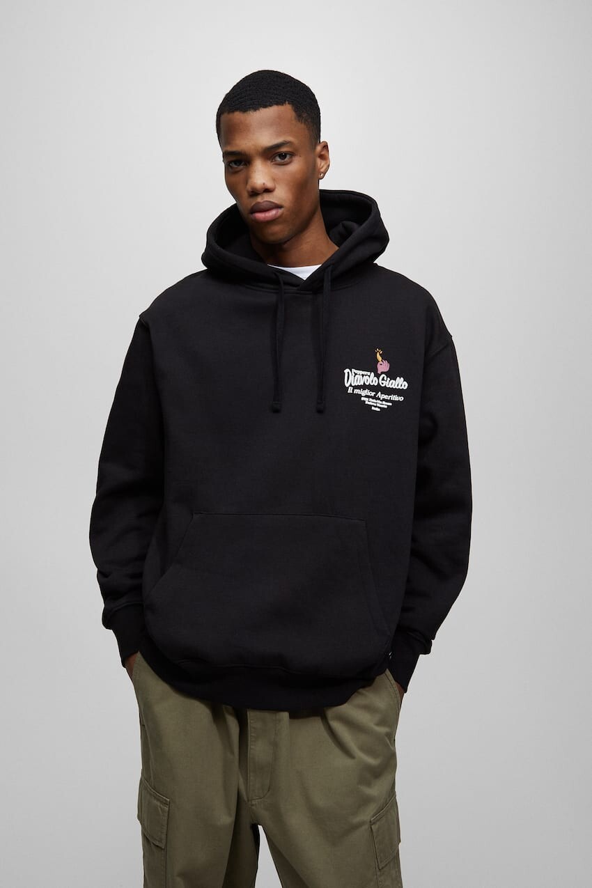 

Худи Diavolo Giallo Pull&Bear, черный