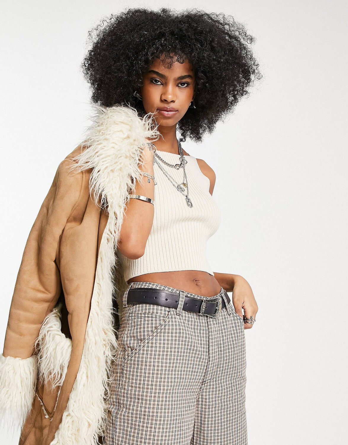 

Вязаный жилет Topshop из камня с квадратным вырезом