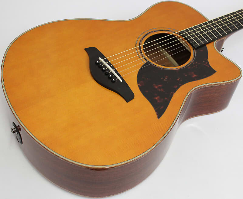 

Концертная электроакустическая гитара Yamaha A-Series AC3M Cutaway, Vintage Natural