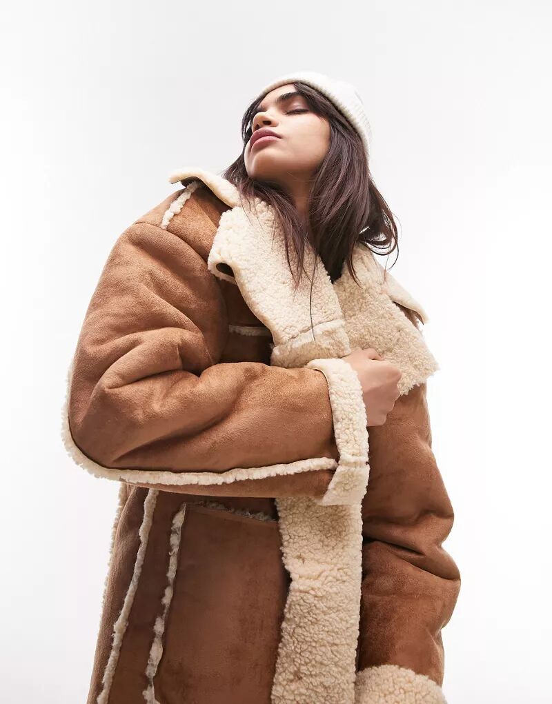 Длинное пальто из искусственной овчины Topshop коричнево-кремового цвета