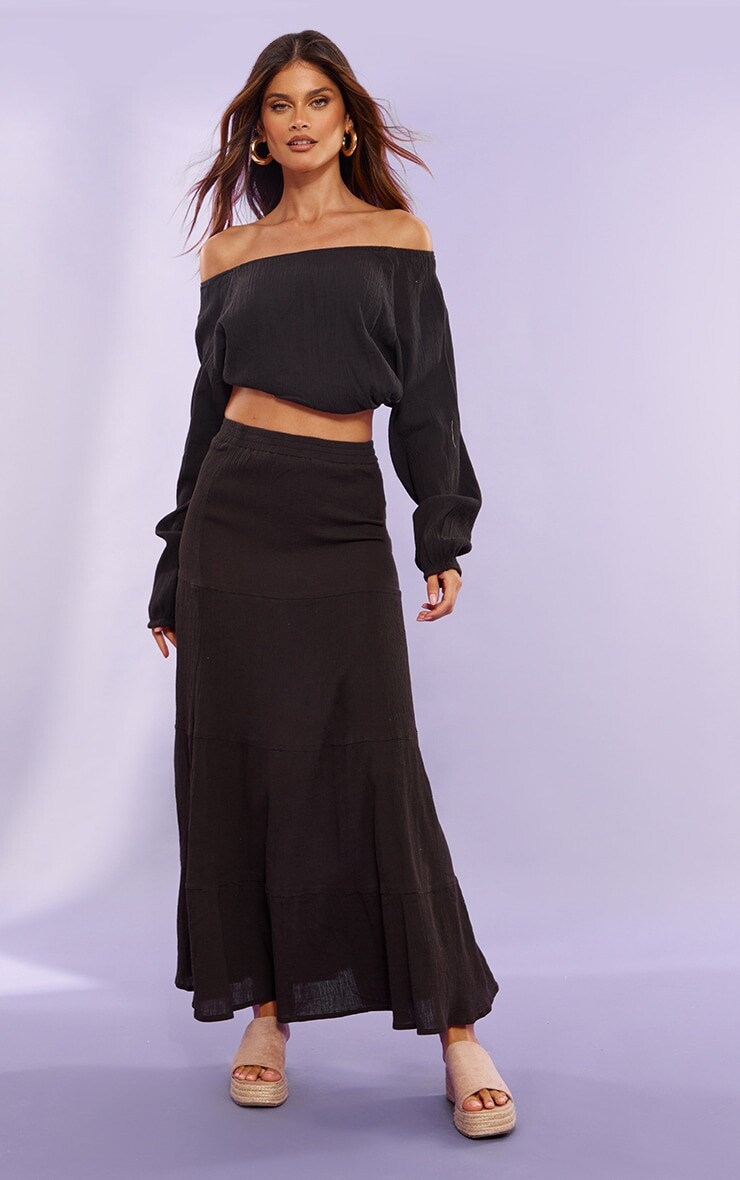 

PrettyLittleThing Черная струящаяся многоярусная длинная юбка из марли