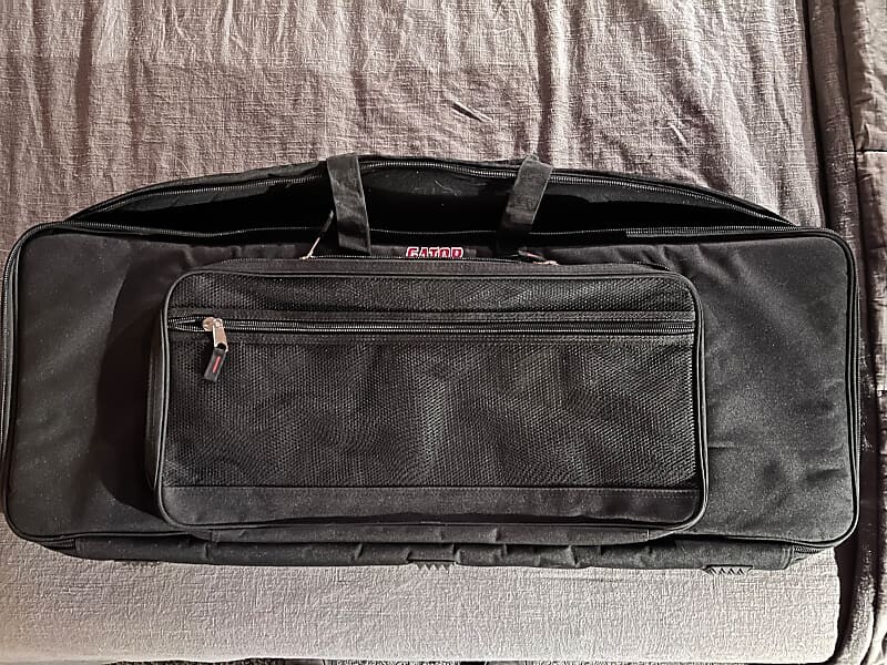 

Сумка Gator GKB-49 для 49-клавишного клавишного инструмента GKB-49 49-Key Keyboard Gig Bag