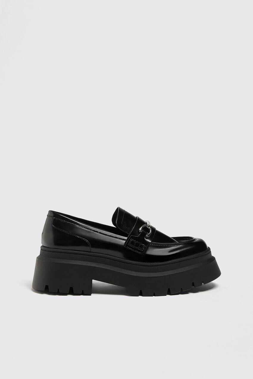 

Лоферы на платформе Pull&Bear, черный