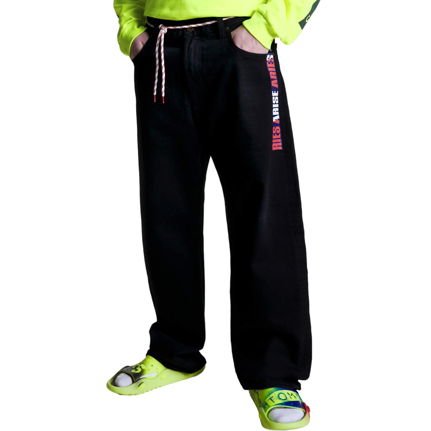 

Джинсы Tommy Jeans by Tommy Hilfiger X Aries Logo Tape, черный
