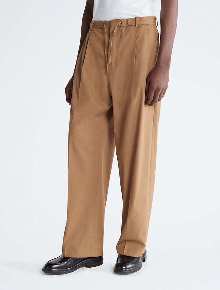 цена Широкие брюки из габардина Calvin Klein, карамель