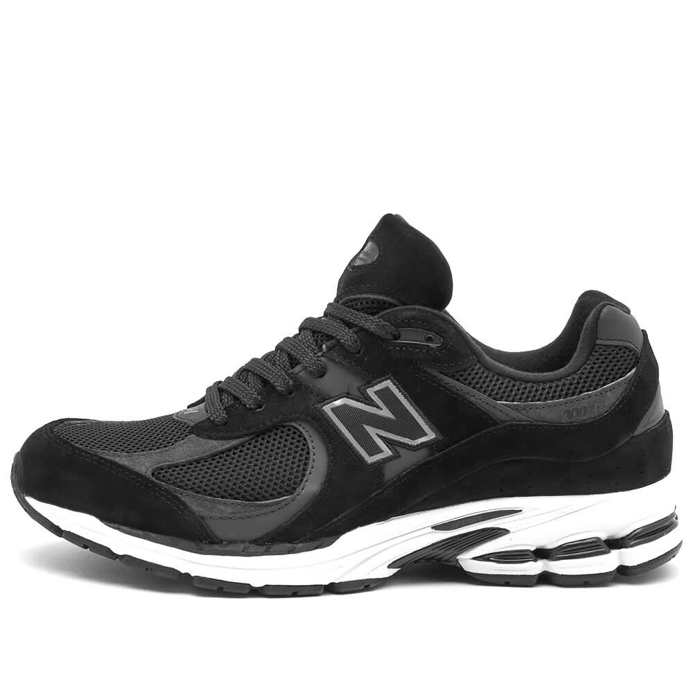 

Кроссовки New Balance M2002RBK