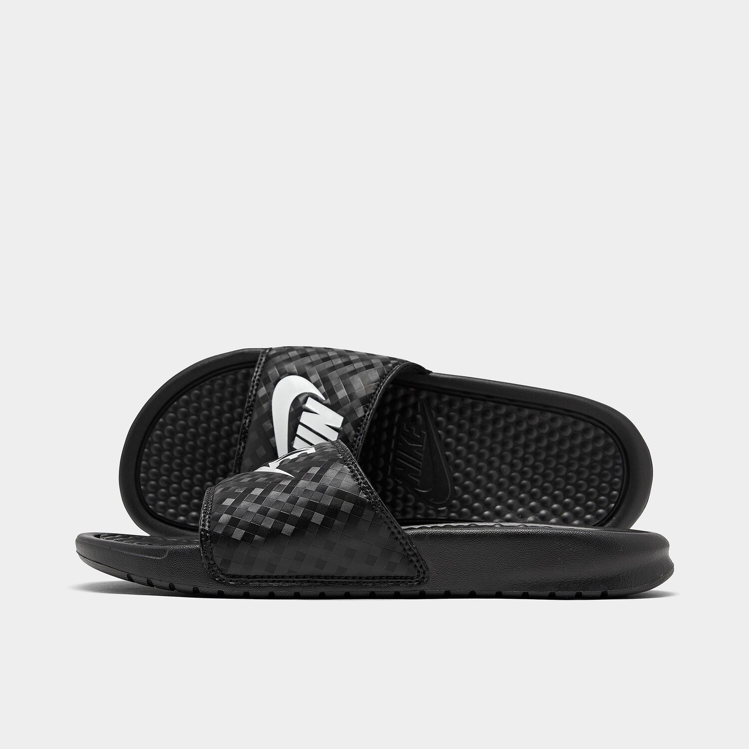 

Женские сандалии Nike Benassi JDI Swoosh, черно-белый