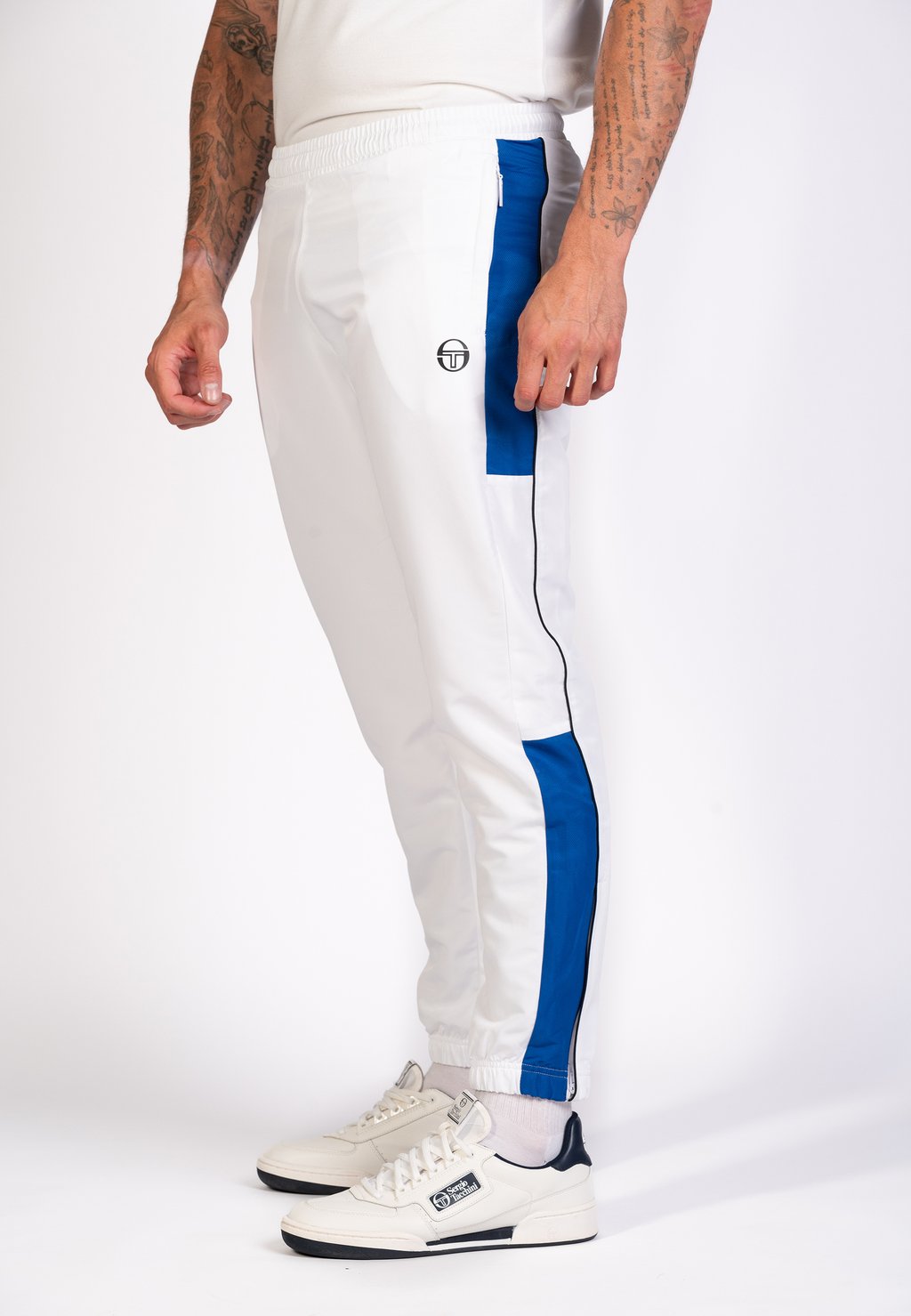 цена Спортивные брюки Abita Pants Sergio Tacchini, цвет white surf the web