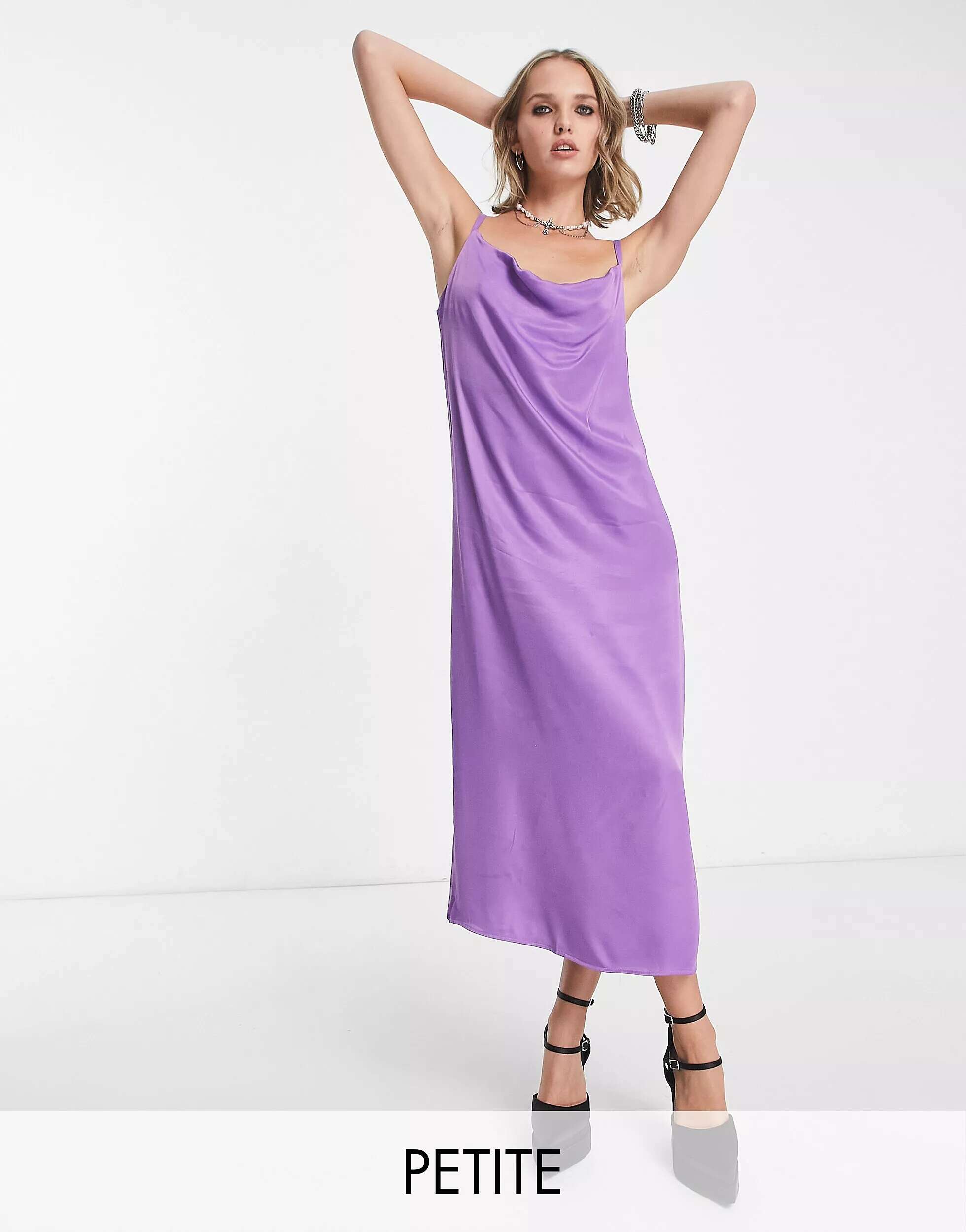 Пурпурное атласное платье-комбинация с воротником-хомутом Only Petite