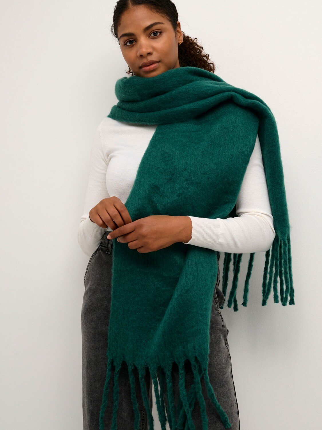 

KAFFE Шарф Ea Fluffy Fringe, Авантюрин